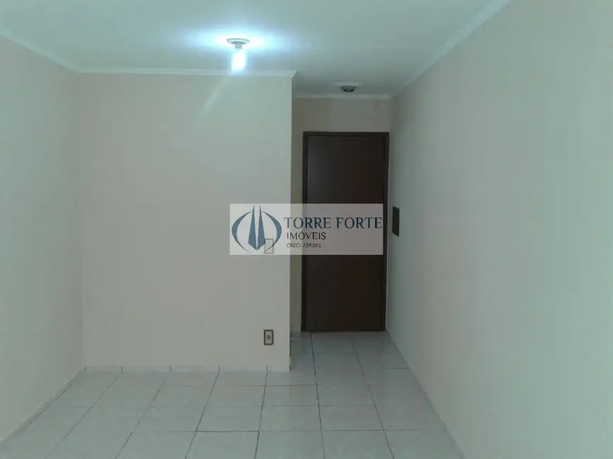 Foto 2 de Apartamento com 2 quartos à venda, 54m2 em Jardim Lucinda, São Paulo - SP