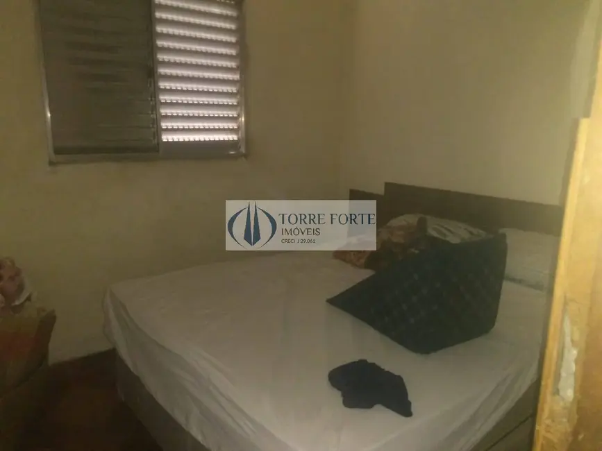 Foto 3 de Casa com 3 quartos à venda, 198m2 em Vila Antonieta, São Paulo - SP