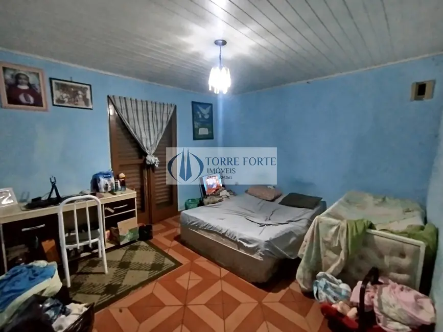 Casa com 3 quartos à venda, 294m2 em Itaquera, São Paulo - SP - imagem 3 Foto 3 de Casa com 3 quartos à venda, 294m2 em Itaquera, São Paulo - SP