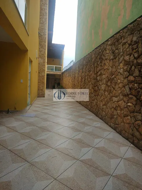 Casa com 3 quartos à venda, 200m2 em Vila Curuçá, São Paulo - SP - imagem 7 Foto 7 de Casa com 3 quartos à venda, 200m2 em Vila Curuçá, São Paulo - SP