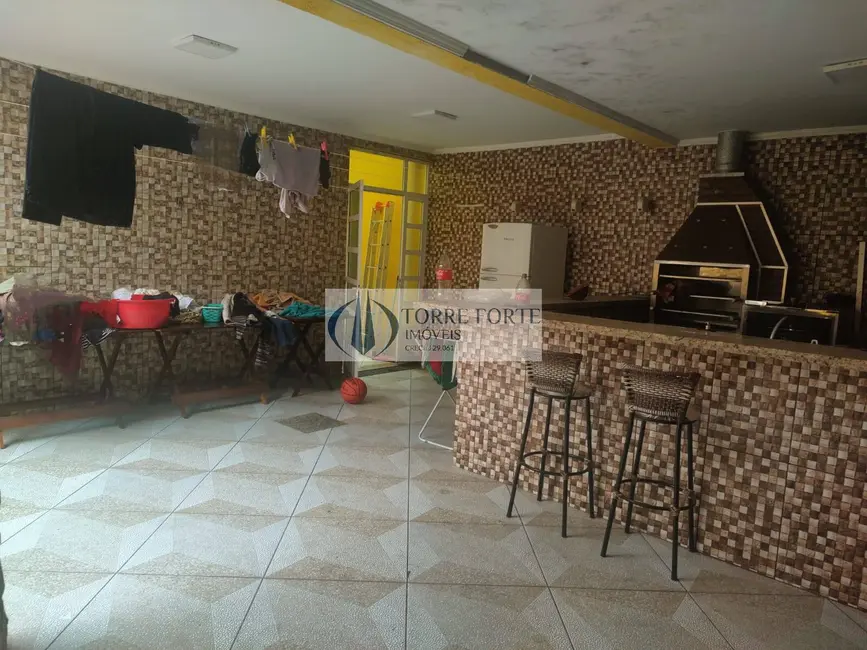 Casa com 3 quartos à venda, 200m2 em Vila Curuçá, São Paulo - SP - imagem 5 Foto 5 de Casa com 3 quartos à venda, 200m2 em Vila Curuçá, São Paulo - SP