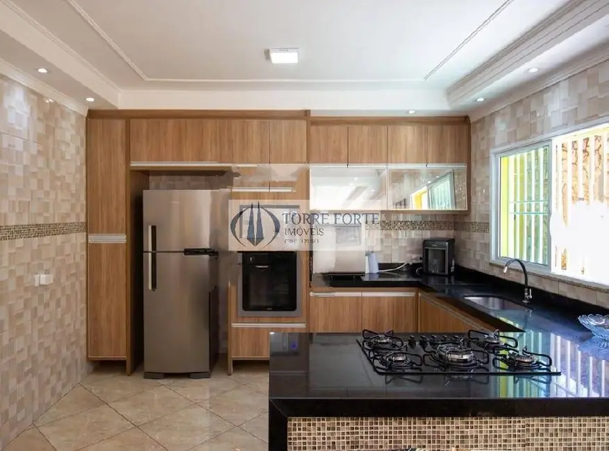 Foto 2 de Casa com 3 quartos à venda, 200m2 em Vila Curuçá, São Paulo - SP