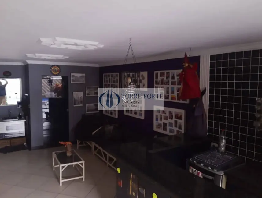 Casa com 3 quartos à venda, 300m2 em Jardim Imperador (Zona Leste), São Paulo - SP - imagem 5 Foto 5 de Casa com 3 quartos à venda, 300m2 em Jardim Imperador (Zona Leste), São Paulo - SP
