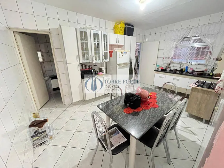 Foto 2 de Casa com 2 quartos à venda, 100m2 em Vila Buenos Aires, São Paulo - SP
