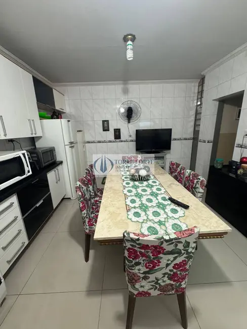 Foto 1 de Casa com 4 quartos à venda, 189m2 em Vila Marieta, São Paulo - SP