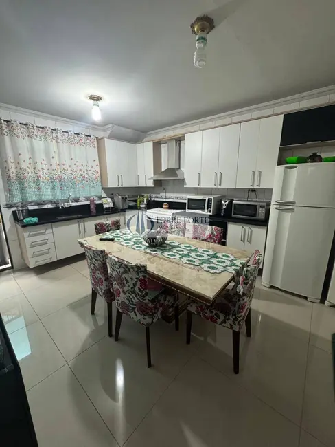 Foto 2 de Casa com 4 quartos à venda, 189m2 em Vila Marieta, São Paulo - SP