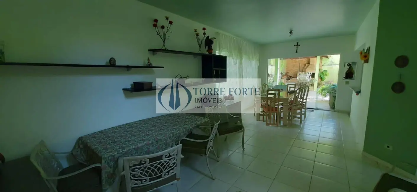 Foto 3 de Casa com 2 quartos à venda, 200m2 em Mogi Das Cruzes - SP