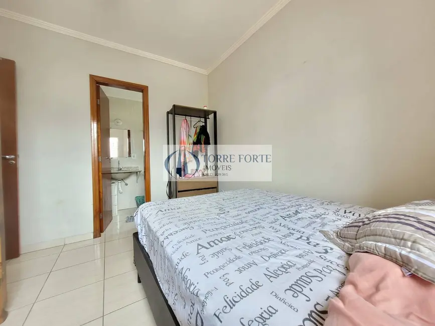 Foto 5 de Apartamento com 1 quarto à venda, 50m2 em Caiçara, Praia Grande - SP