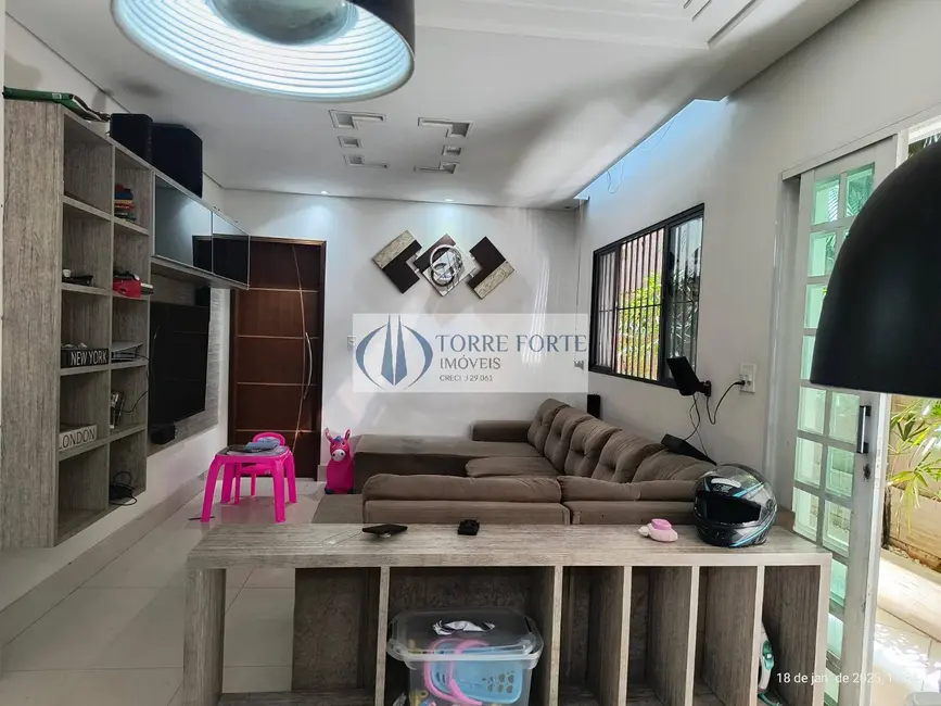 Foto 5 de Casa com 3 quartos à venda, 168m2 em Jardim Santa Adélia, São Paulo - SP