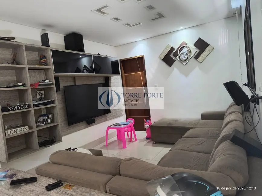 Foto 4 de Casa com 3 quartos à venda, 168m2 em Jardim Santa Adélia, São Paulo - SP