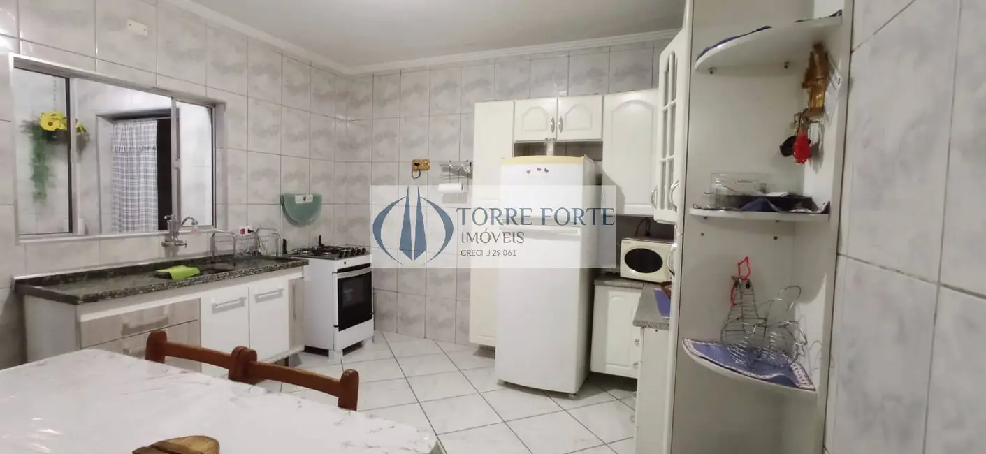 Foto 1 de Casa com 2 quartos à venda, 138m2 em Parque dos Bancários, São Paulo - SP