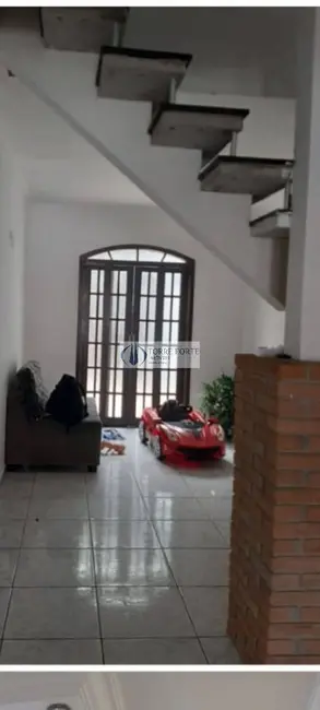 Foto 5 de Casa com 4 quartos à venda, 190m2 em Conjunto Residencial Nova Bertioga, Mogi Das Cruzes - SP