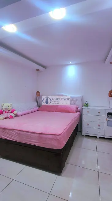 Foto 5 de Casa com 3 quartos à venda, 176m2 em Jardim Helian, São Paulo - SP