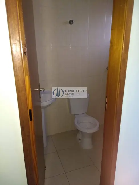 Foto 2 de Casa com 2 quartos à venda, 70m2 em Jardim das Oliveiras, São Paulo - SP