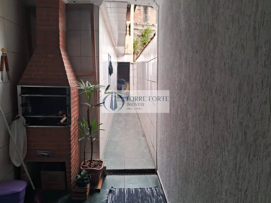 Casa com 2 quartos à venda, 150m2 em Jardim Santo André, Santo Andre - SP - imagem 9 Foto 9 de Casa com 2 quartos à venda, 150m2 em Jardim Santo André, Santo Andre - SP