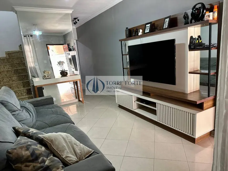 Foto 1 de Sobrado com 2 quartos à venda, 80m2 em Jardim Fernandes, São Paulo - SP