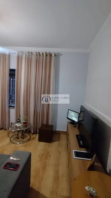 Casa com 2 quartos à venda em Vila Carrão, São Paulo - SP - imagem 5 Foto 5 de Casa com 2 quartos à venda em Vila Carrão, São Paulo - SP