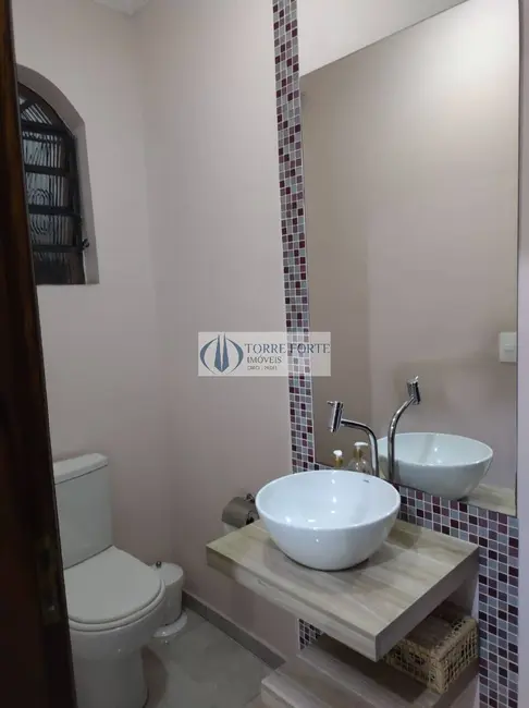 Foto 3 de Sobrado com 3 quartos à venda, 245m2 em Vila Francisco Matarazzo, Santo Andre - SP