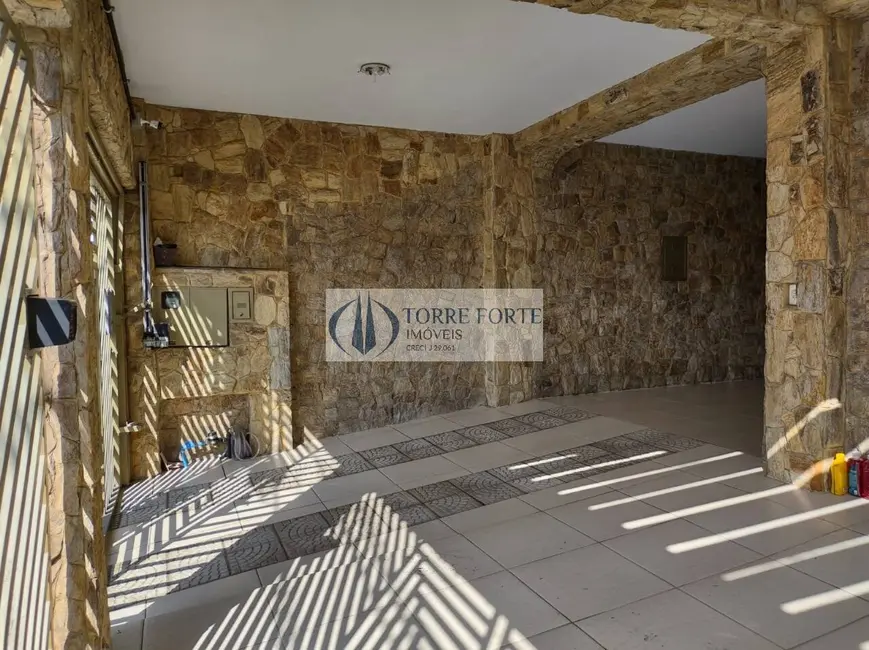 Foto 1 de Sobrado com 3 quartos à venda, 245m2 em Vila Francisco Matarazzo, Santo Andre - SP