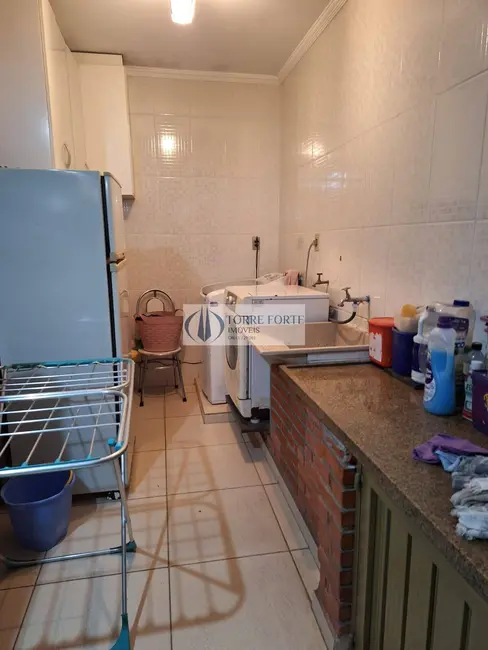 Foto 2 de Sobrado com 3 quartos à venda, 245m2 em Vila Francisco Matarazzo, Santo Andre - SP