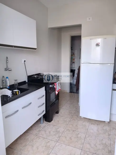 Foto 2 de Apartamento com 1 quarto à venda, 45m2 em Guilhermina, Praia Grande - SP