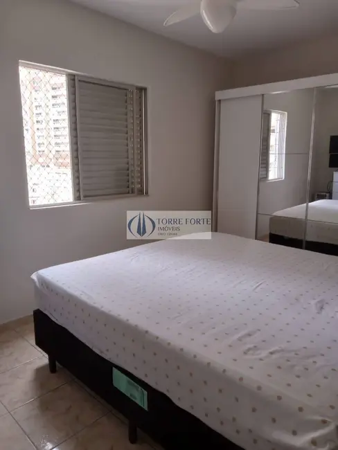 Foto 5 de Apartamento com 1 quarto à venda, 45m2 em Guilhermina, Praia Grande - SP