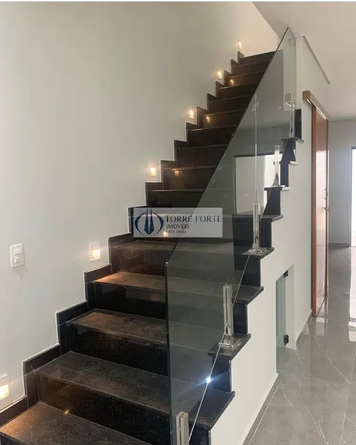 Sobrado com 3 quartos à venda, 160m2 em Vila Carrão, São Paulo - SP - imagem 8 Foto 8 de Sobrado com 3 quartos à venda, 160m2 em Vila Carrão, São Paulo - SP