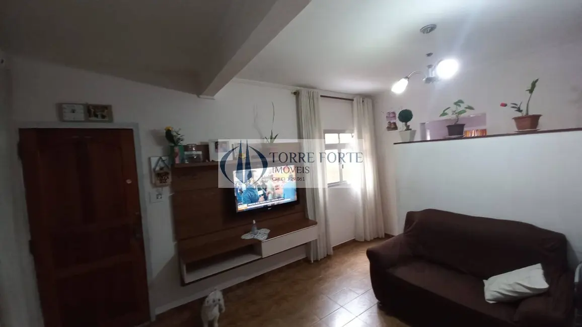 Foto 4 de Casa com 4 quartos à venda, 151m2 em Vila Rica, São Paulo - SP