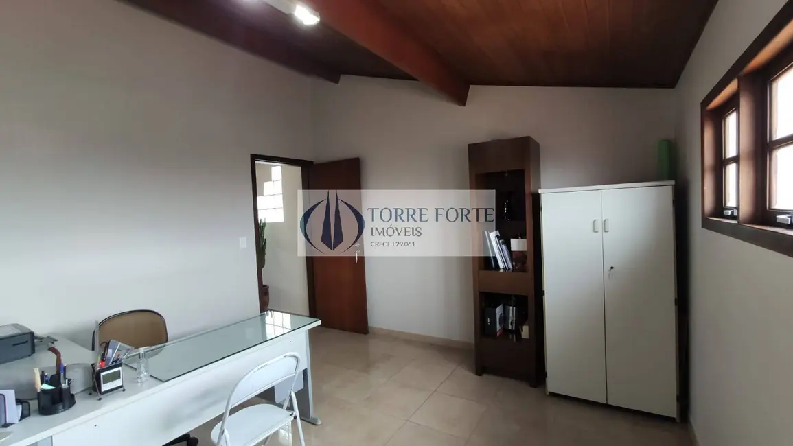 Sobrado com 4 quartos à venda, 270m2 em Jardim Ângela (Zona Leste), São Paulo - SP - imagem 6 Foto 6 de Sobrado com 4 quartos à venda, 270m2 em Jardim Ângela (Zona Leste), São Paulo - SP