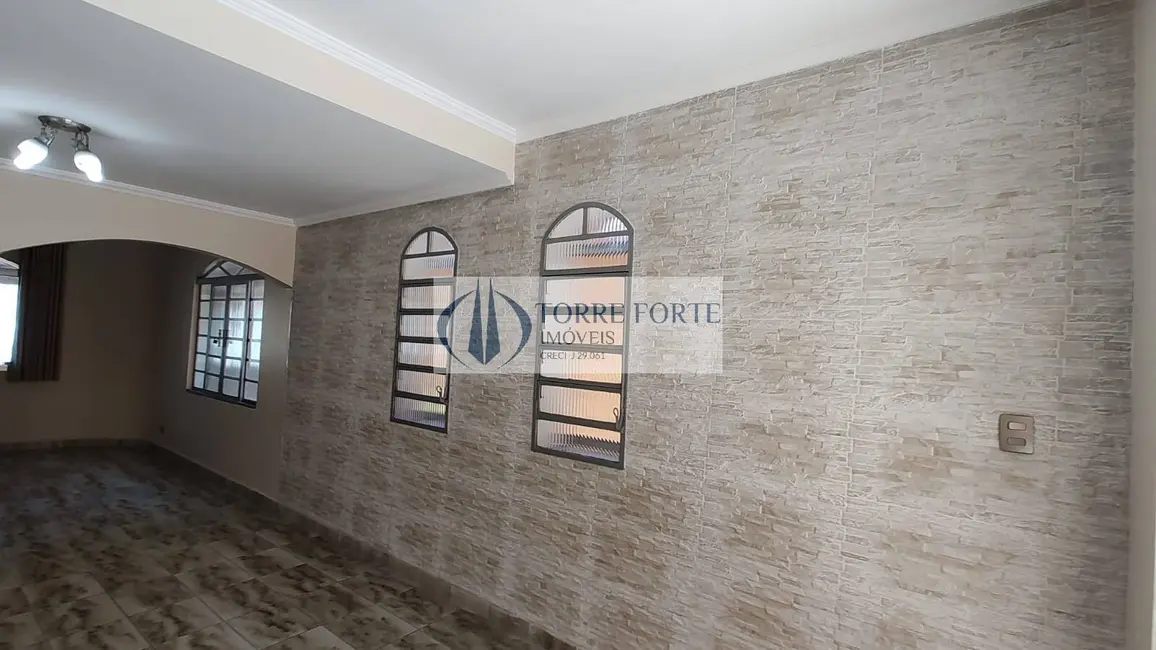 Foto 3 de Casa com 3 quartos à venda, 184m2 em Vila Nhocune, São Paulo - SP