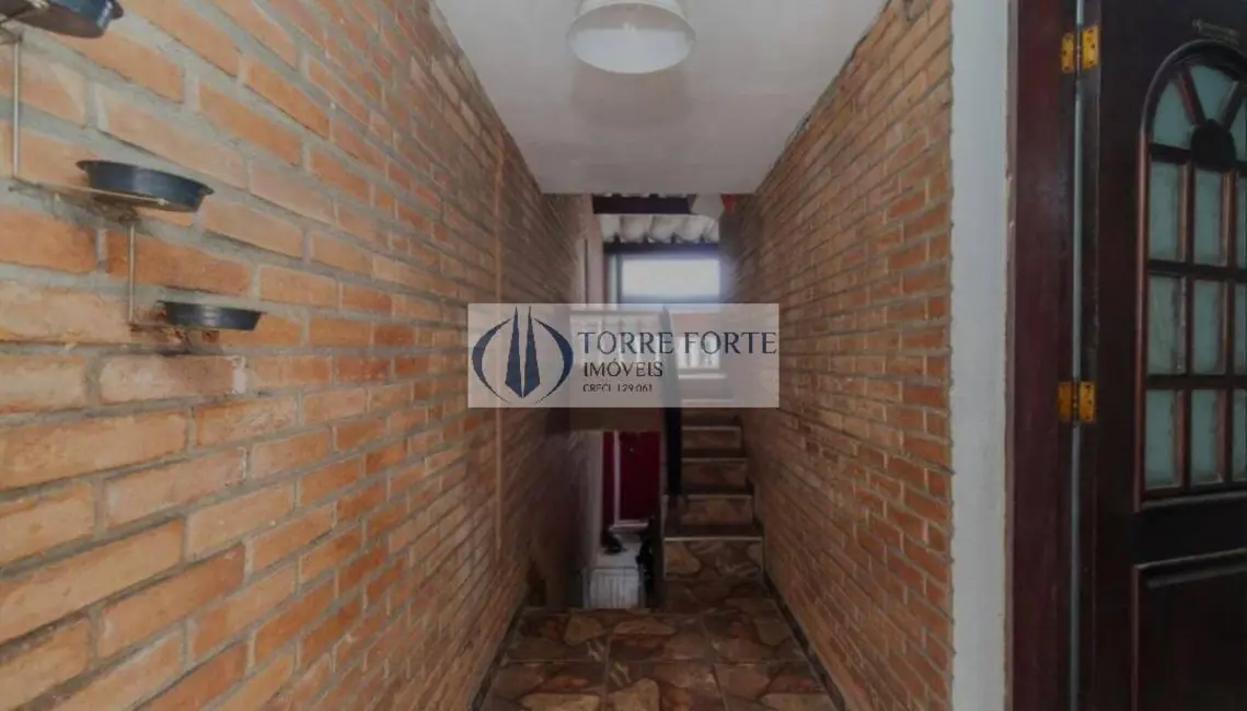 Foto 4 de Casa com 4 quartos à venda, 145m2 em Vila Carmosina, São Paulo - SP