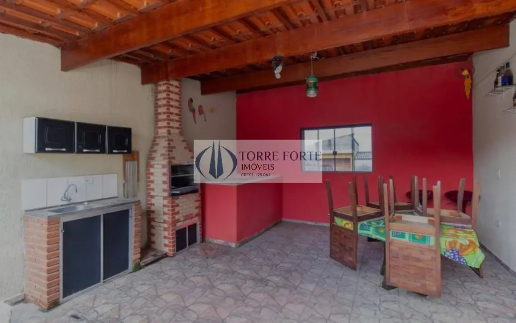 Foto 1 de Casa com 4 quartos à venda, 145m2 em Vila Carmosina, São Paulo - SP