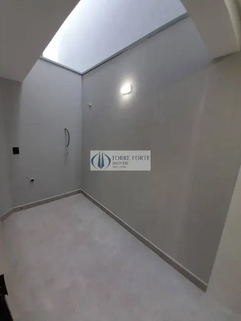 Foto 8 de Casa com 3 quartos à venda, 108m2 em Jardim Everest, São Paulo - SP