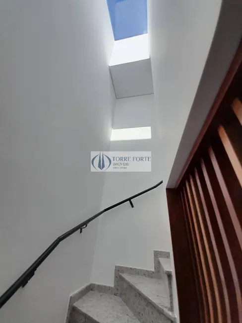 Foto 4 de Casa com 3 quartos à venda, 108m2 em Jardim Everest, São Paulo - SP