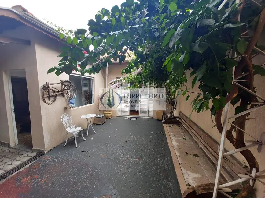 Sobrado com 5 quartos à venda, 240m2 em Vila Prudente, São Paulo - SP - imagem 2 Foto 2 de Sobrado com 5 quartos à venda, 240m2 em Vila Prudente, São Paulo - SP