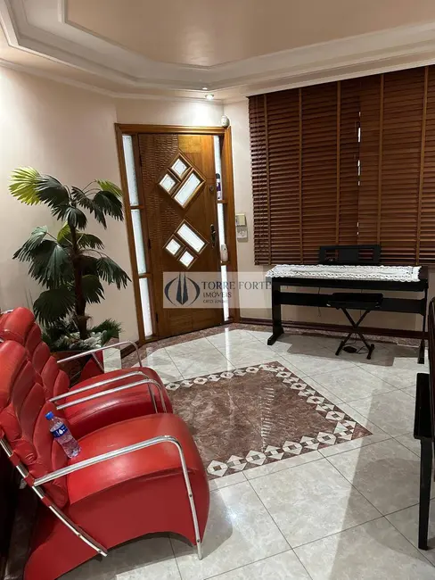 Foto 1 de Sobrado com 3 quartos à venda, 195m2 em Vila Camilópolis, Santo Andre - SP