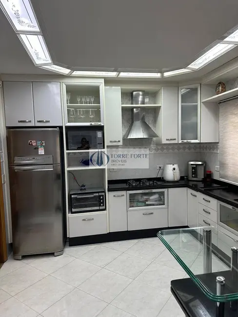 Foto 7 de Sobrado com 3 quartos à venda, 195m2 em Vila Camilópolis, Santo Andre - SP