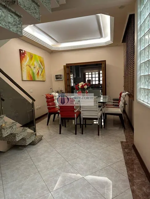 Foto 3 de Sobrado com 3 quartos à venda, 195m2 em Vila Camilópolis, Santo Andre - SP