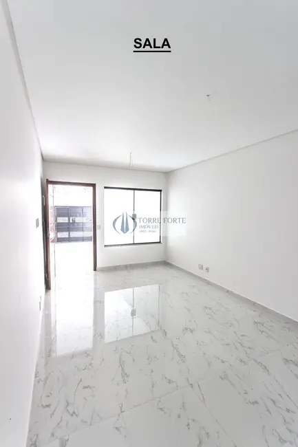 Sobrado com 3 quartos à venda, 110m2 em Jardim Avelino, São Paulo - SP - imagem 2 Foto 2 de Sobrado com 3 quartos à venda, 110m2 em Jardim Avelino, São Paulo - SP