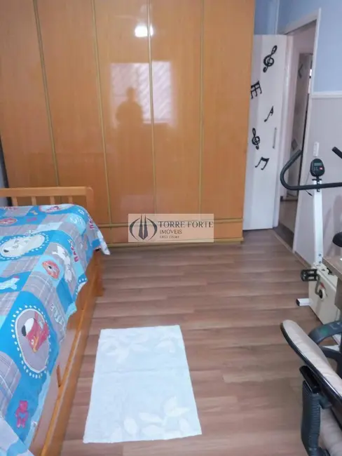 Foto 2 de Sobrado com 2 quartos à venda, 160m2 em Jardim Cristiane, Santo Andre - SP