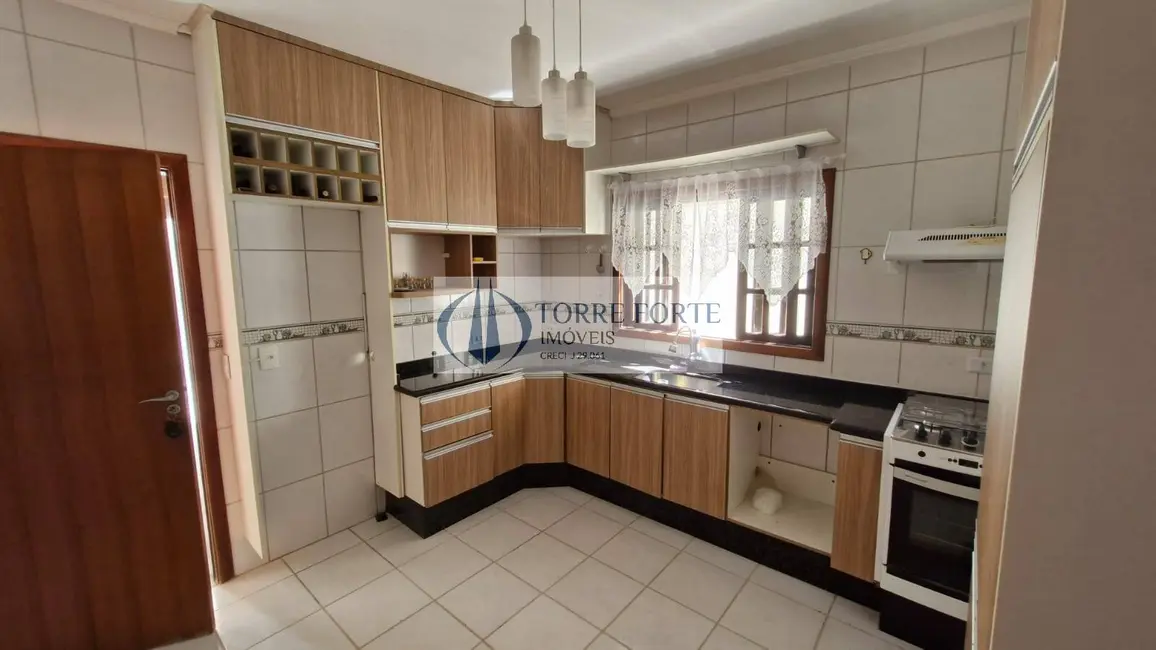 Foto 6 de Casa com 2 quartos à venda, 250m2 em Jardim Rio das Pedras, Cotia - SP