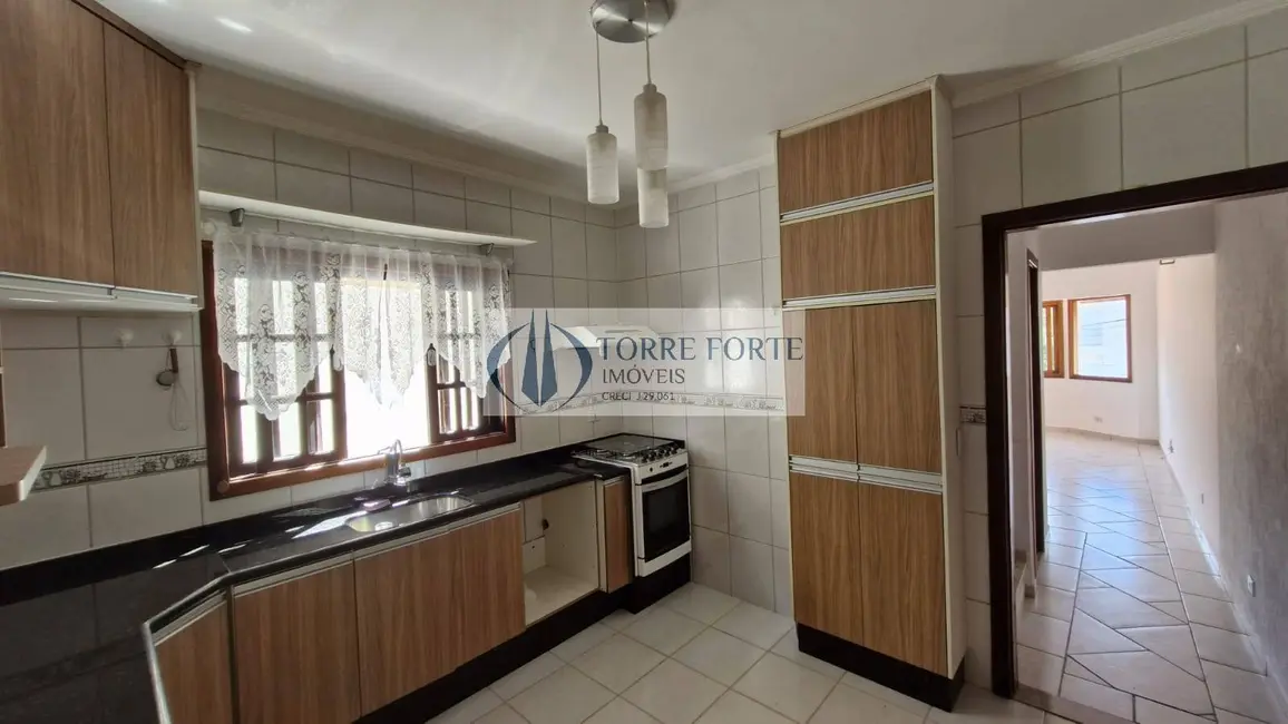 Foto 5 de Casa com 2 quartos à venda, 250m2 em Jardim Rio das Pedras, Cotia - SP