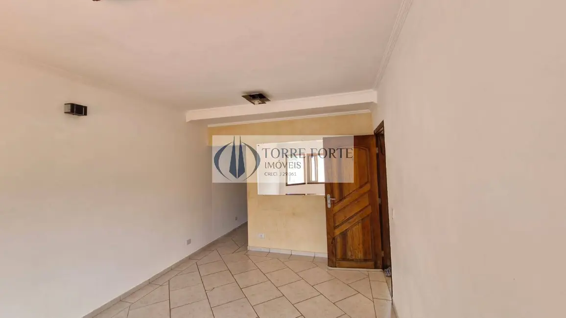 Foto 3 de Casa com 2 quartos à venda, 250m2 em Jardim Rio das Pedras, Cotia - SP