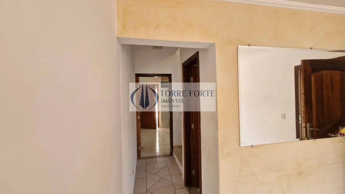 Foto 4 de Casa com 2 quartos à venda, 250m2 em Jardim Rio das Pedras, Cotia - SP