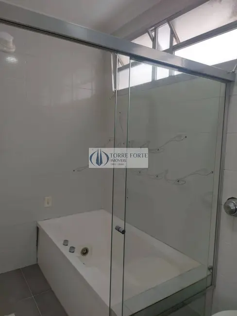 Foto 6 de Sobrado com 4 quartos para alugar, 320m2 em Jardim Anália Franco, São Paulo - SP