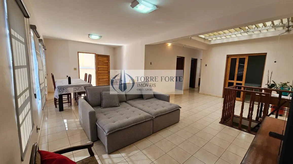 Foto 4 de Casa com 3 quartos à venda, 250m2 em Vila Santa Inês, São Paulo - SP