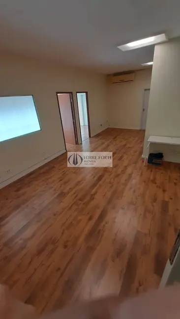 Sala Comercial à venda, 72m2 em República, São Paulo - SP - imagem 1 Foto 1 de Sala Comercial à venda, 72m2 em República, São Paulo - SP