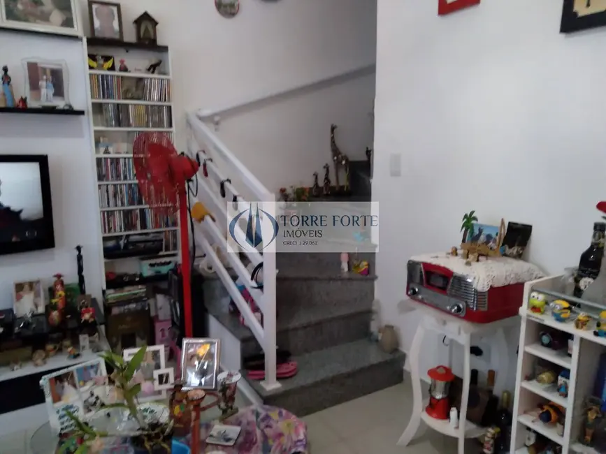 Foto 2 de Casa com 2 quartos à venda, 65m2 em Parque Tomas Saraiva, São Paulo - SP