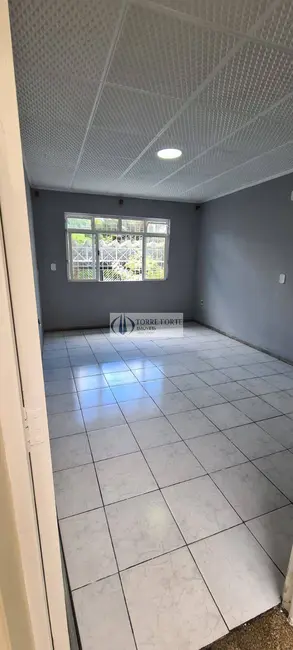 Foto 2 de Casa com 2 quartos à venda, 200m2 em Vila Nova Pauliceia, São Paulo - SP