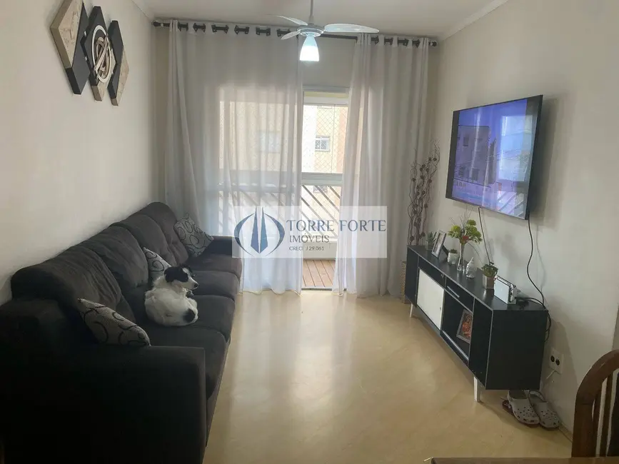 Foto 2 de Apartamento com 3 quartos à venda, 70m2 em Vila Carrão, São Paulo - SP